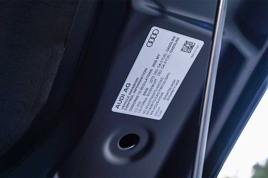 Thumbnail: 2025 Audi Q5 - 31