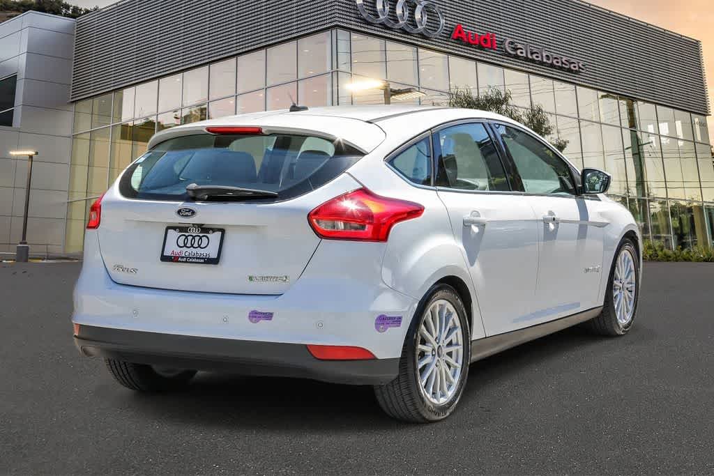 Thumbnail: 2017 Ford Focus - 4