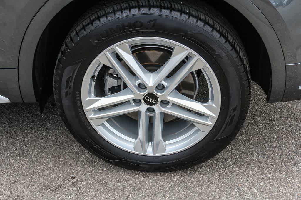 Thumbnail: 2024 Audi Q5 - 10