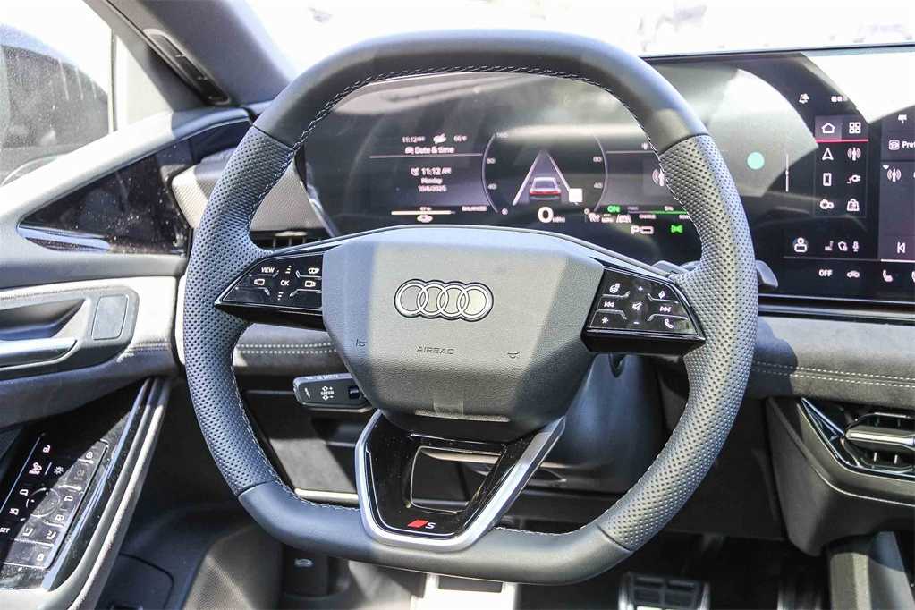 Thumbnail: 2025 Audi e-tron S - 17