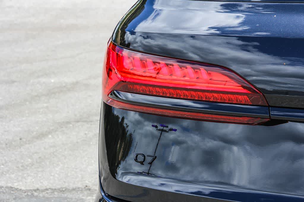 Thumbnail: 2026 Audi Q7 - 11