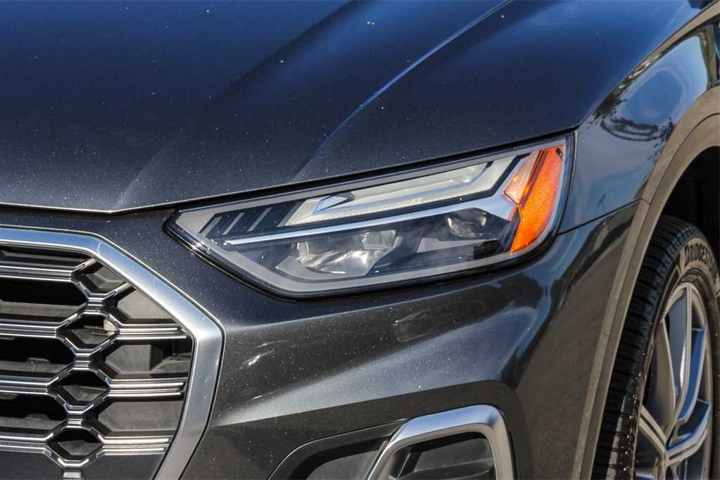 Thumbnail: 2022 Audi SQ5 - 7