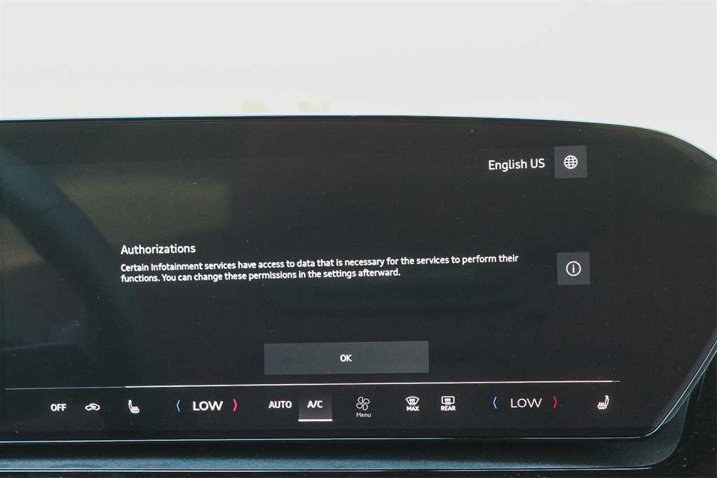 Thumbnail: 2025 Audi SQ6 e-tron - 14