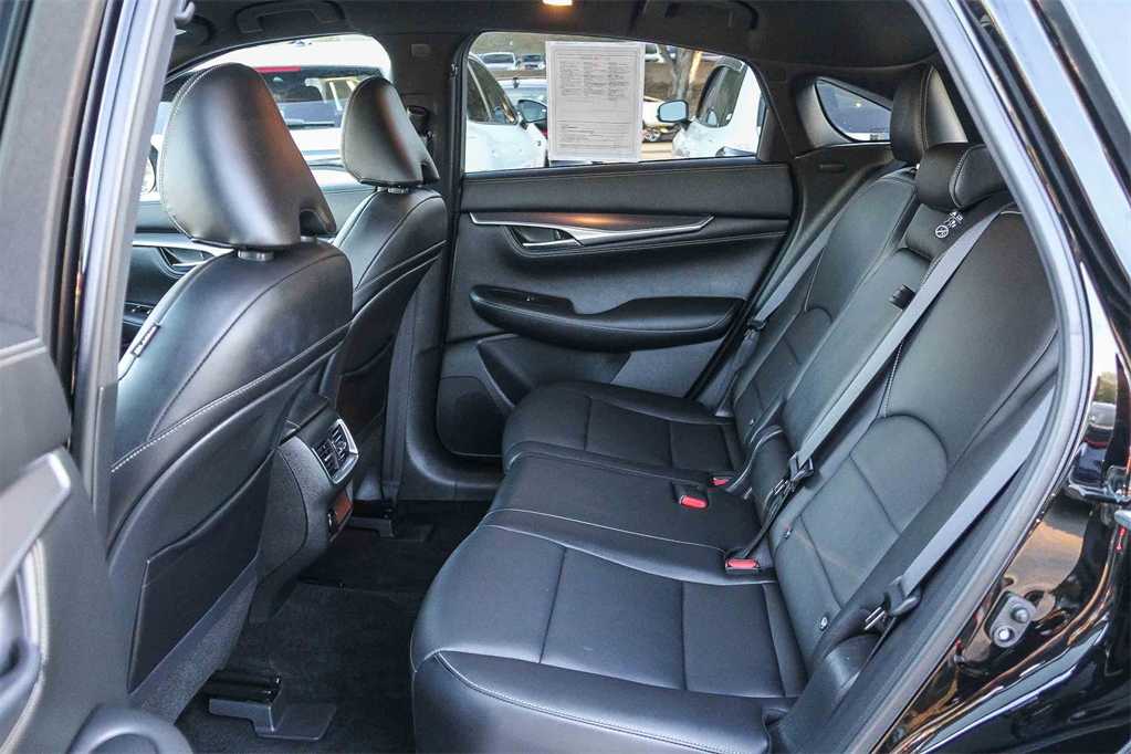 Thumbnail: 2022 INFINITI QX55 - 17