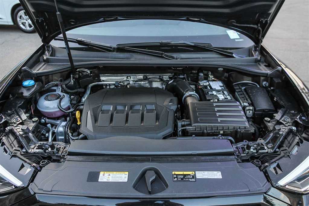 Thumbnail: 2025 Audi Q3 - 27