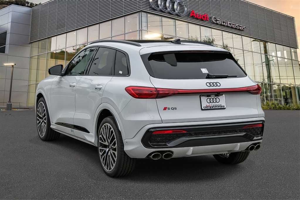 Thumbnail: 2025 Audi SQ5 - 6