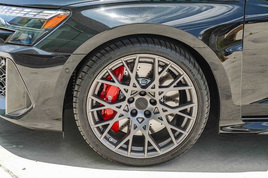 Thumbnail: 2026 Audi RS 3 - 10
