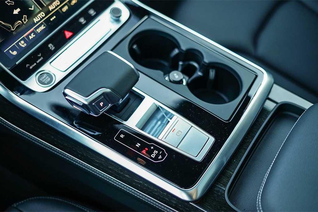 Thumbnail: 2026 Audi Q8 - 23