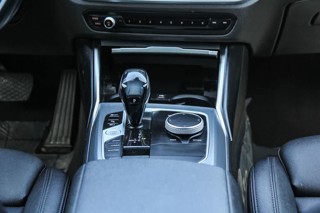 Thumbnail: 2021 BMW 3 Series - 14