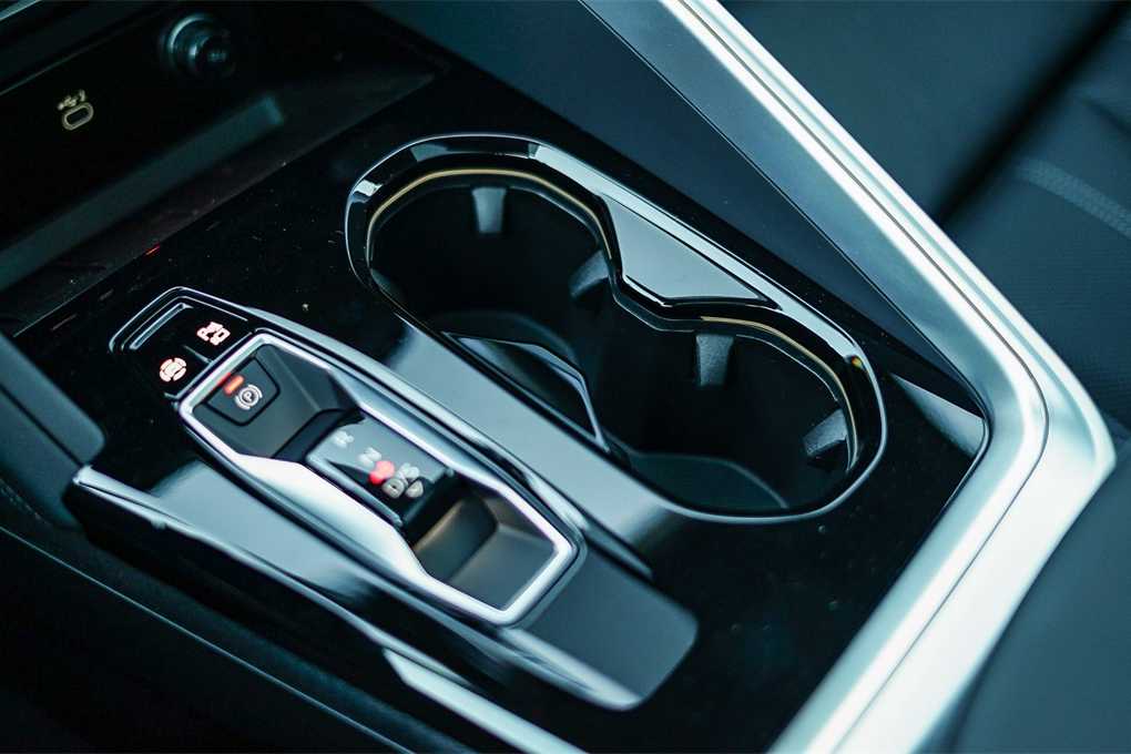 Thumbnail: 2025 Audi Q5 - 22