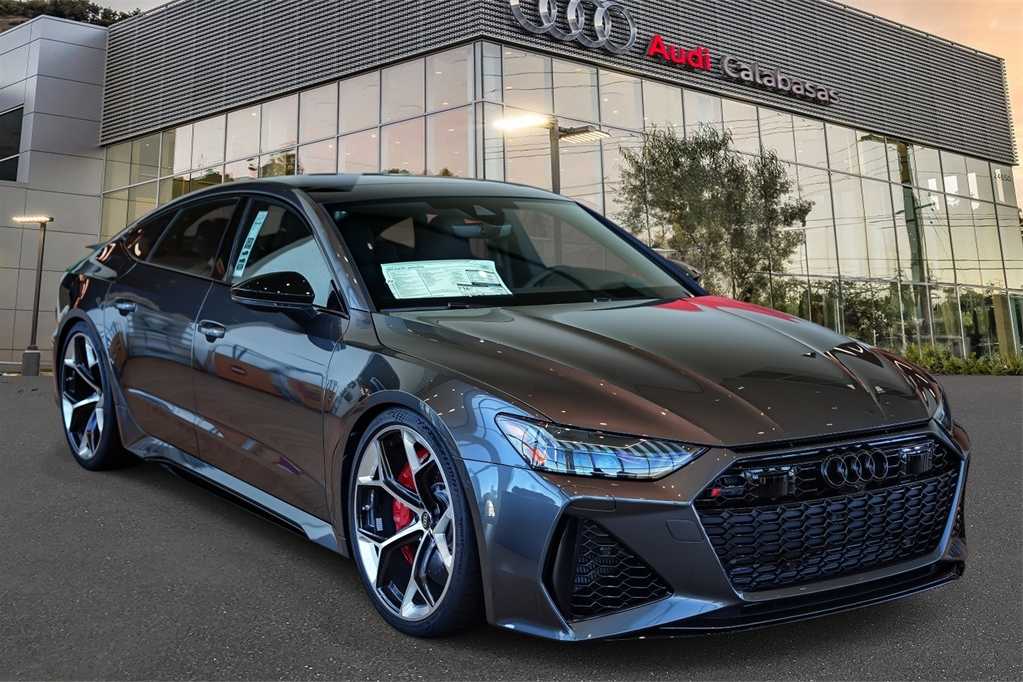 Thumbnail: 2026 Audi RS 7 - 3