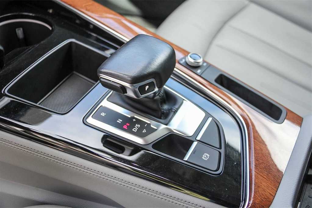 Thumbnail: 2023 Audi A4 - 20