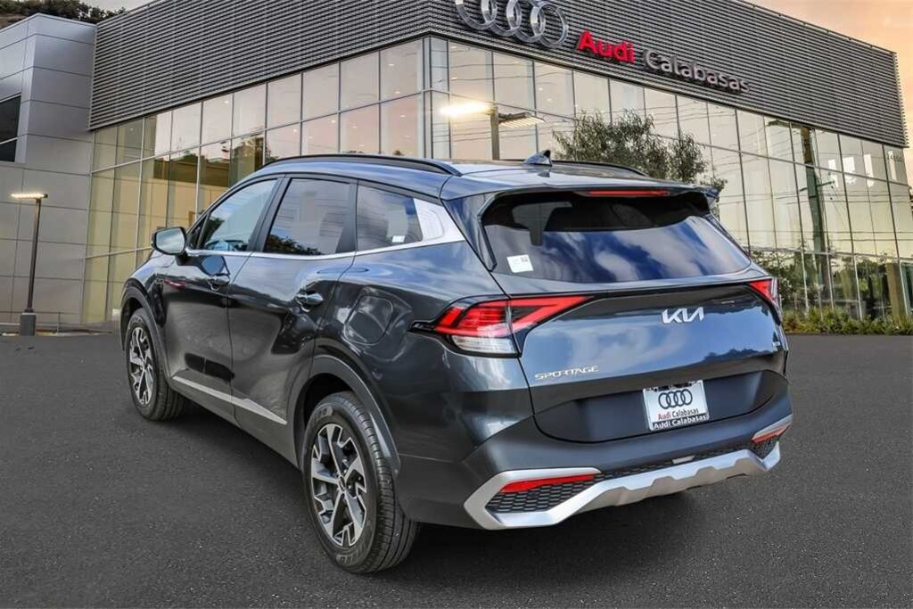 Used 2023 Kia Sportage Hybrid EX SUV