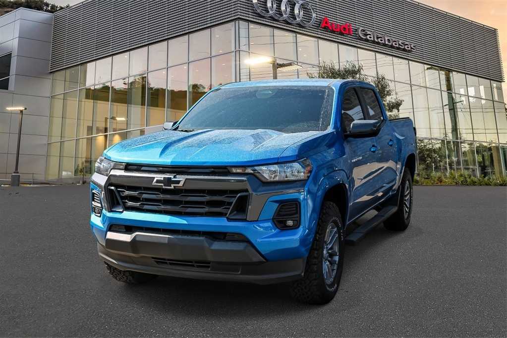 Thumbnail: 2023 Chevrolet Colorado - 1