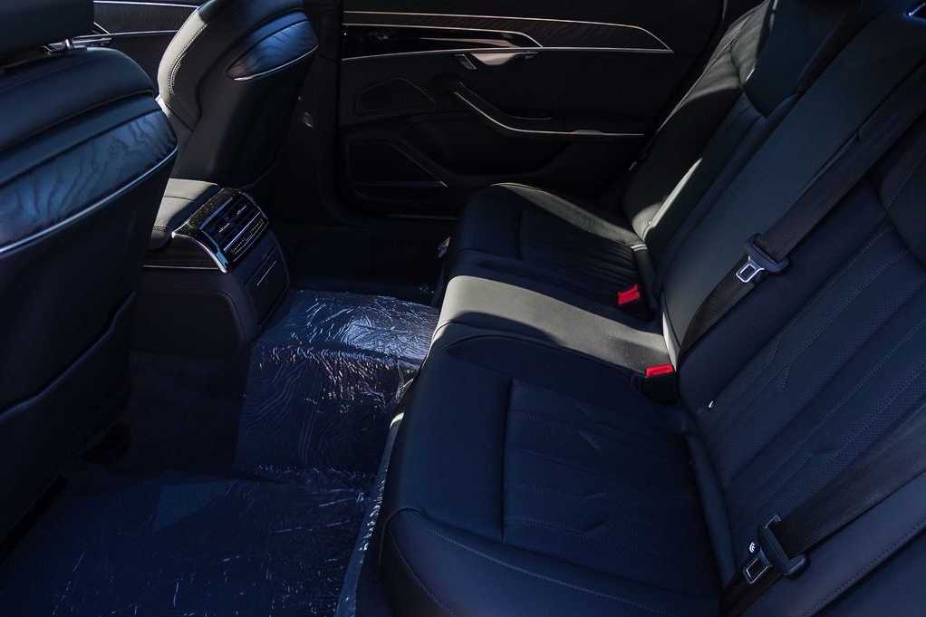 Thumbnail: 2026 Audi A8 - 21