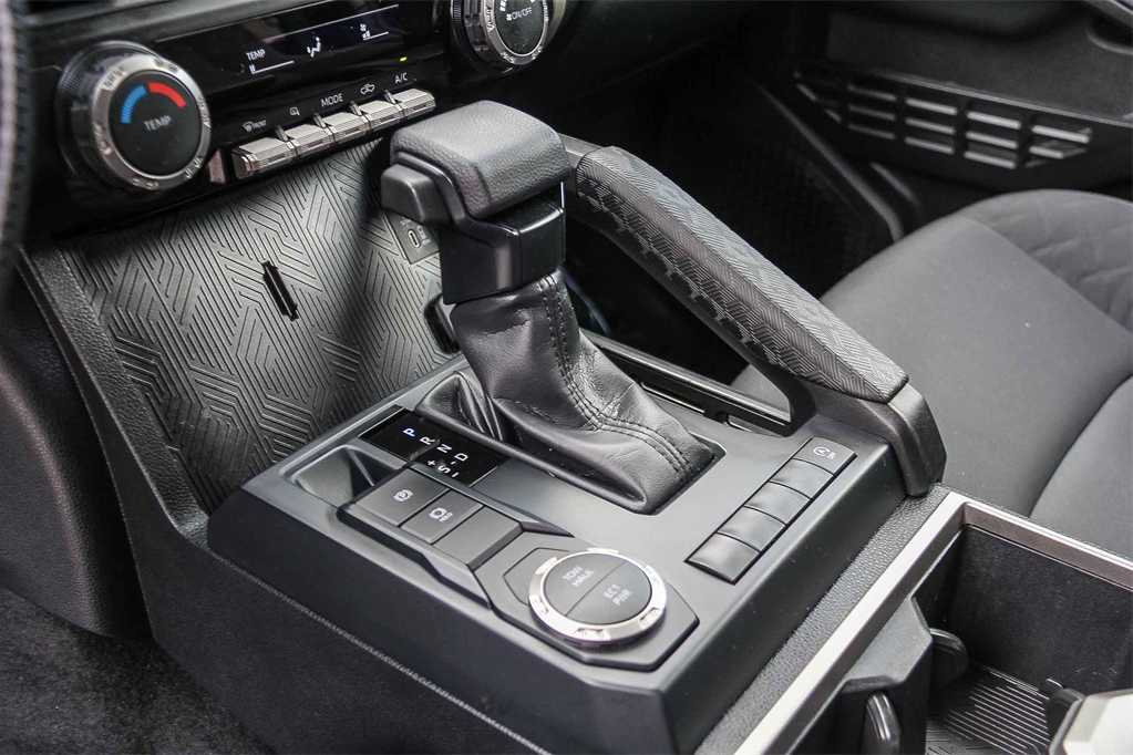 Thumbnail: 2024 Toyota Tacoma - 19