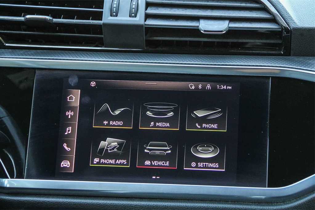 Thumbnail: 2022 Audi Q3 - 15