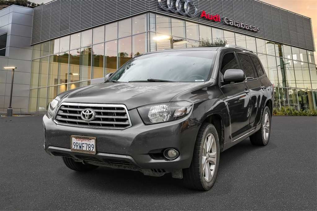 2010 Toyota Highlander Limited -
                  Calabasas, CA