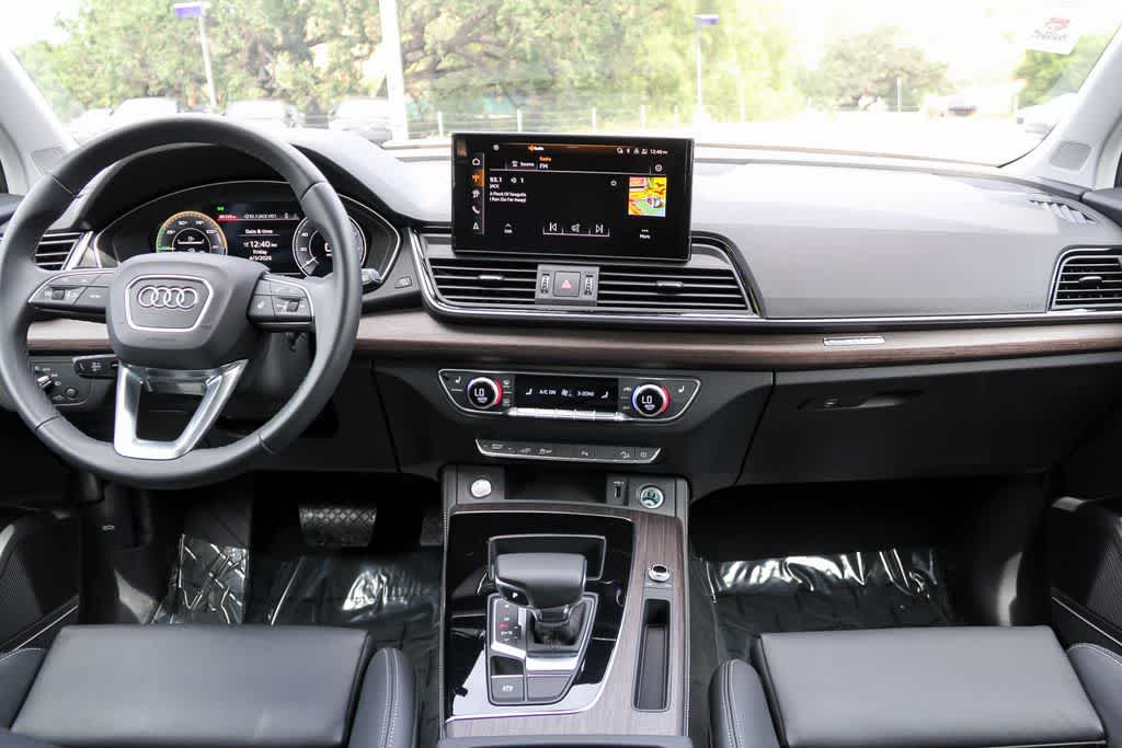 Thumbnail: 2025 Audi Q5 - 13