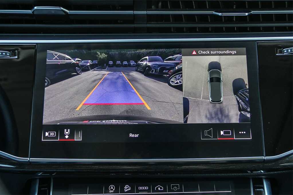 Thumbnail: 2023 Audi Q7 - 22