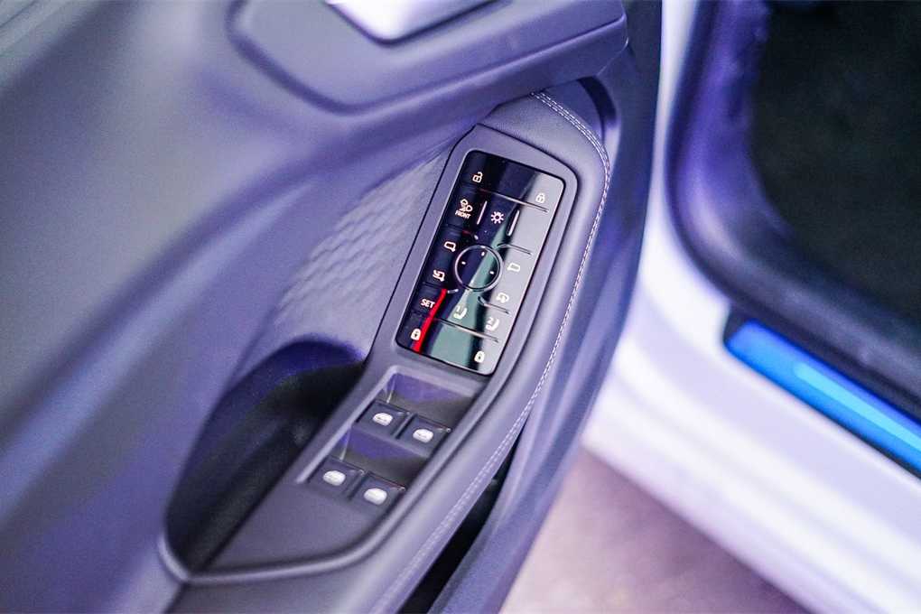 Thumbnail: 2025 Audi A5 - 22