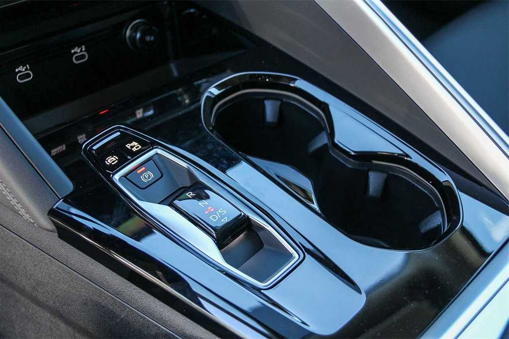 Thumbnail: 2025 Audi Q5 - 20