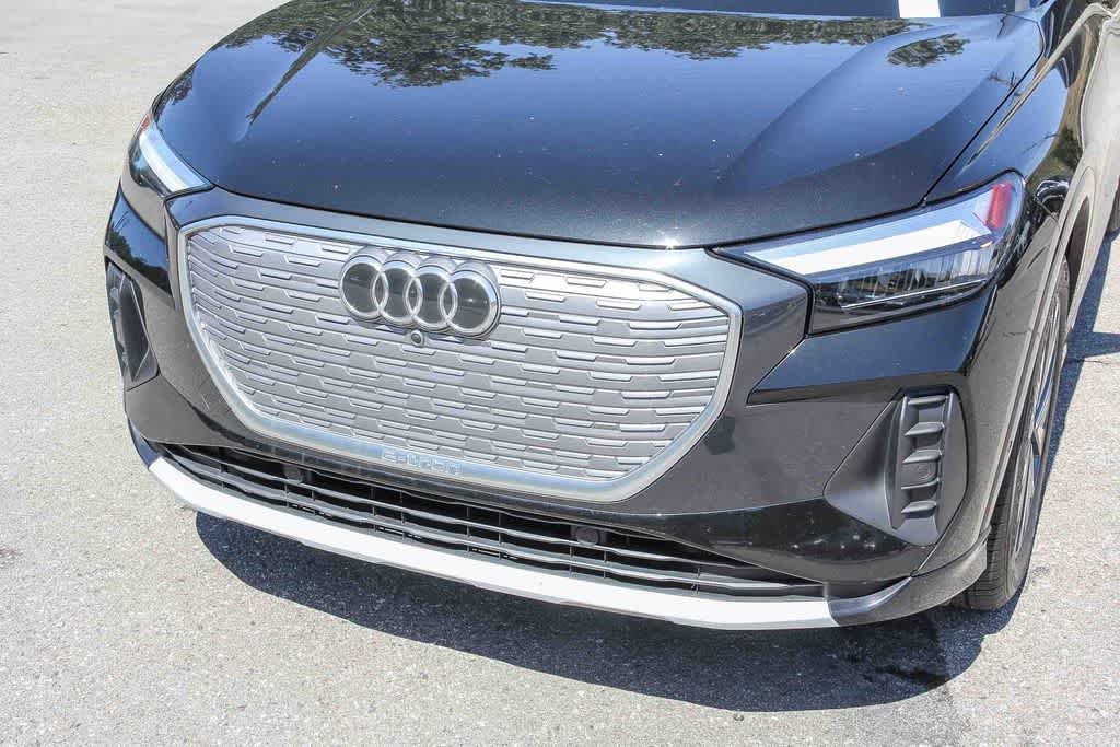 Thumbnail: 2023 Audi Q4 e-tron - 8