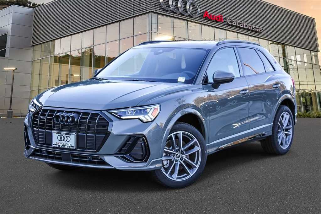 Thumbnail: 2025 Audi Q3 - 1