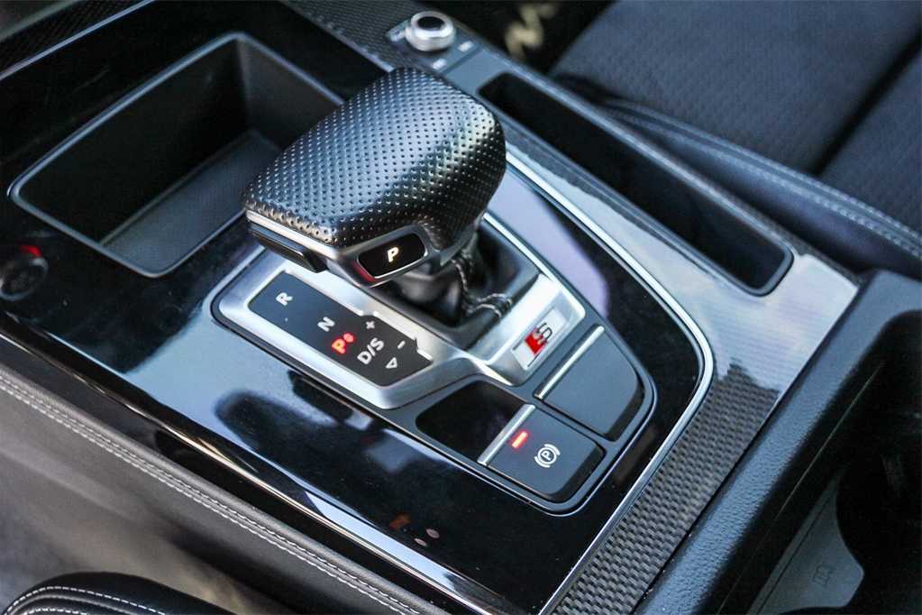 Thumbnail: 2022 Audi SQ5 - 20