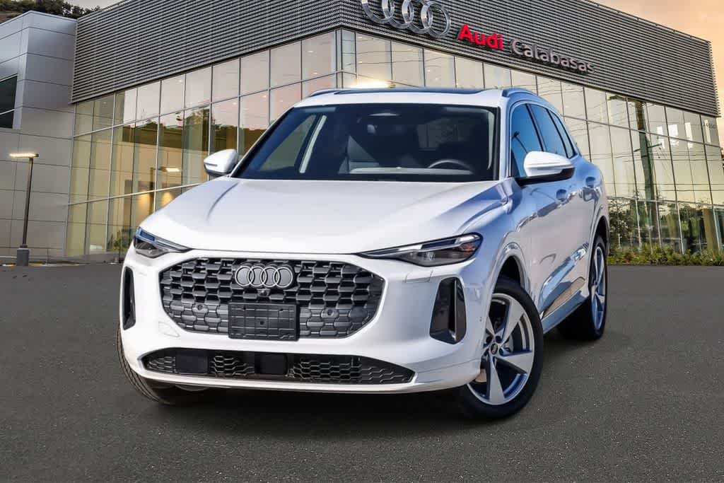 Thumbnail: 2025 Audi Q5 - 1