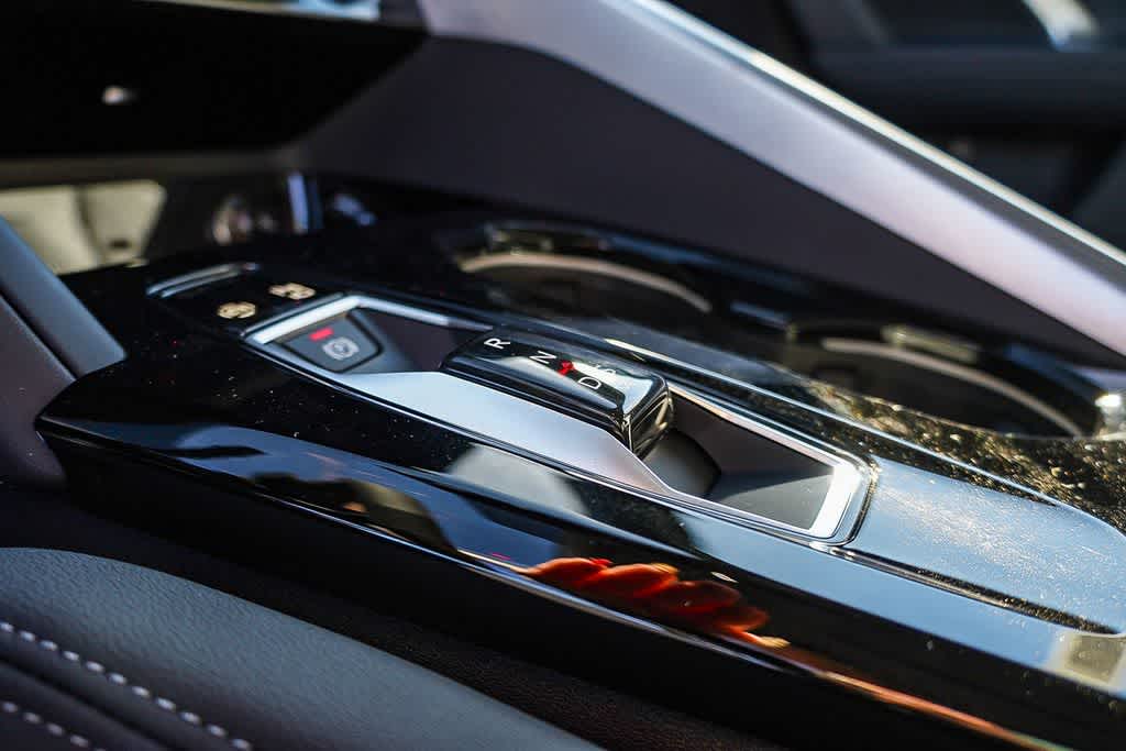 Thumbnail: 2025 Audi Q5 - 25