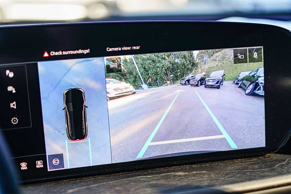 Thumbnail: 2025 Audi Q5 - 23