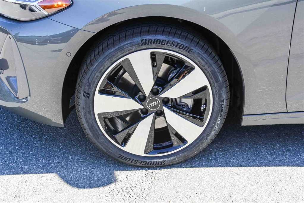 Thumbnail: 2025 Audi A5 - 9