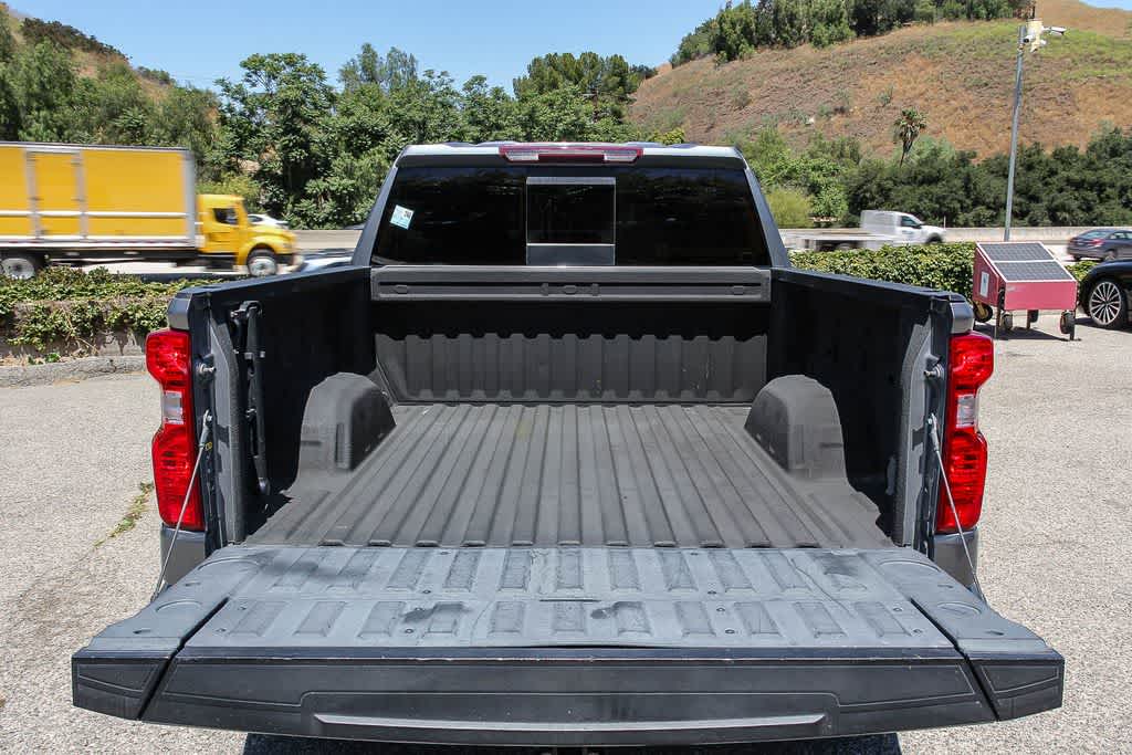 Thumbnail: 2021 Chevrolet Silverado 1500 - 20