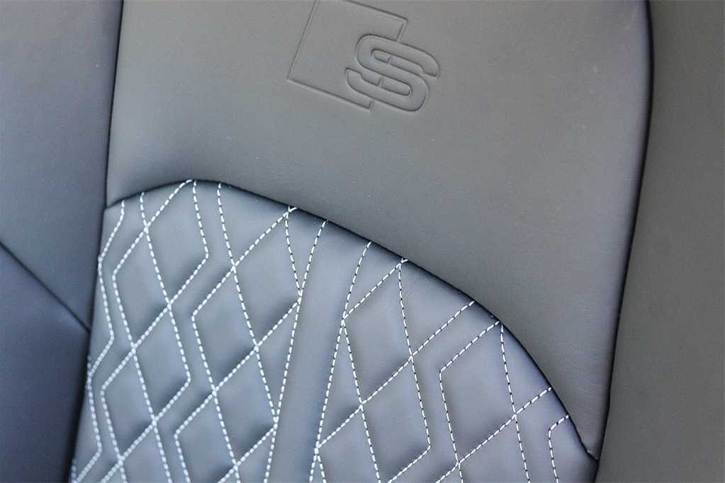 Thumbnail: 2025 Audi S6 - 27