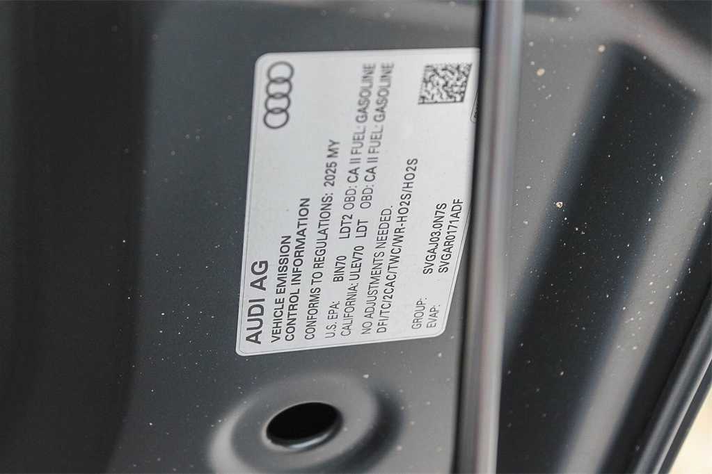 Thumbnail: 2025 Audi SQ5 - 30