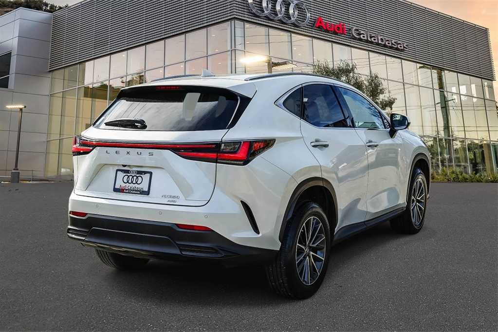 Thumbnail: 2022 Lexus NX - 4