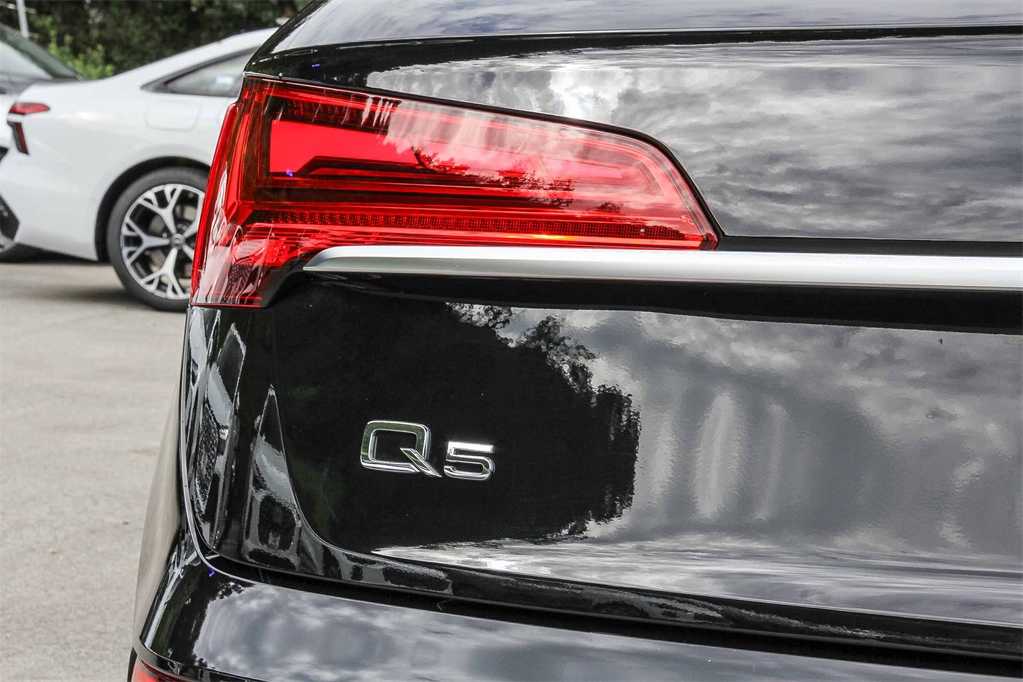 Thumbnail: 2025 Audi Q5 - 11