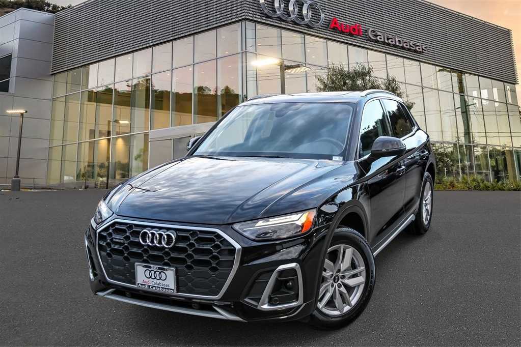 Thumbnail: 2023 Audi Q5 - 2