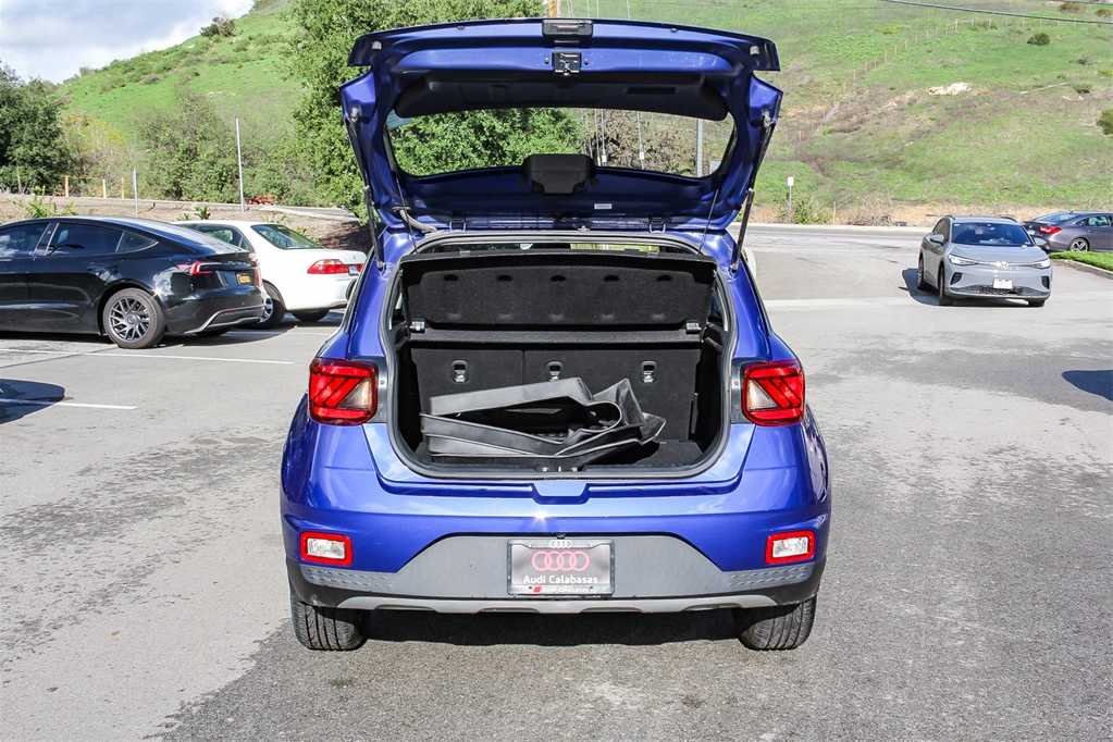 Thumbnail: 2022 Hyundai Venue - 26