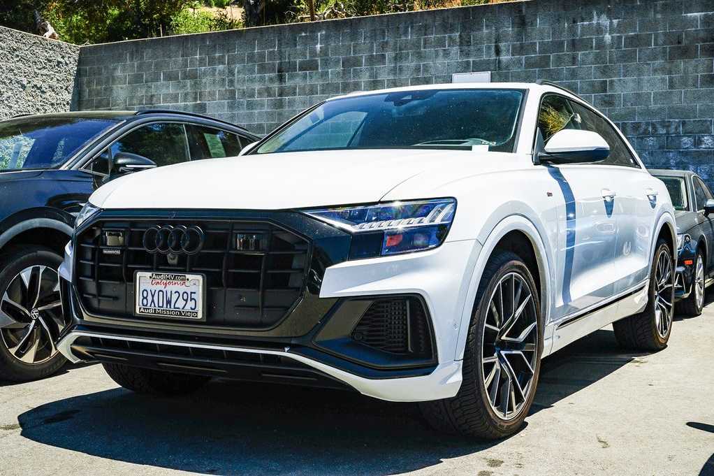 2021 Audi Q8 Premium -
                  Calabasas, CA