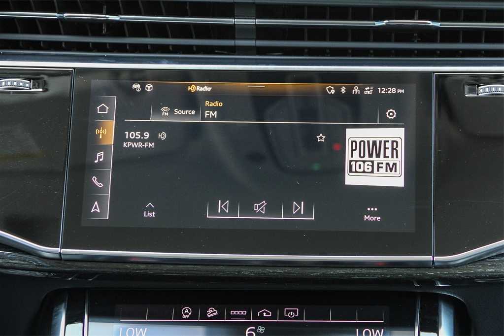 Thumbnail: 2023 Audi Q7 - 15