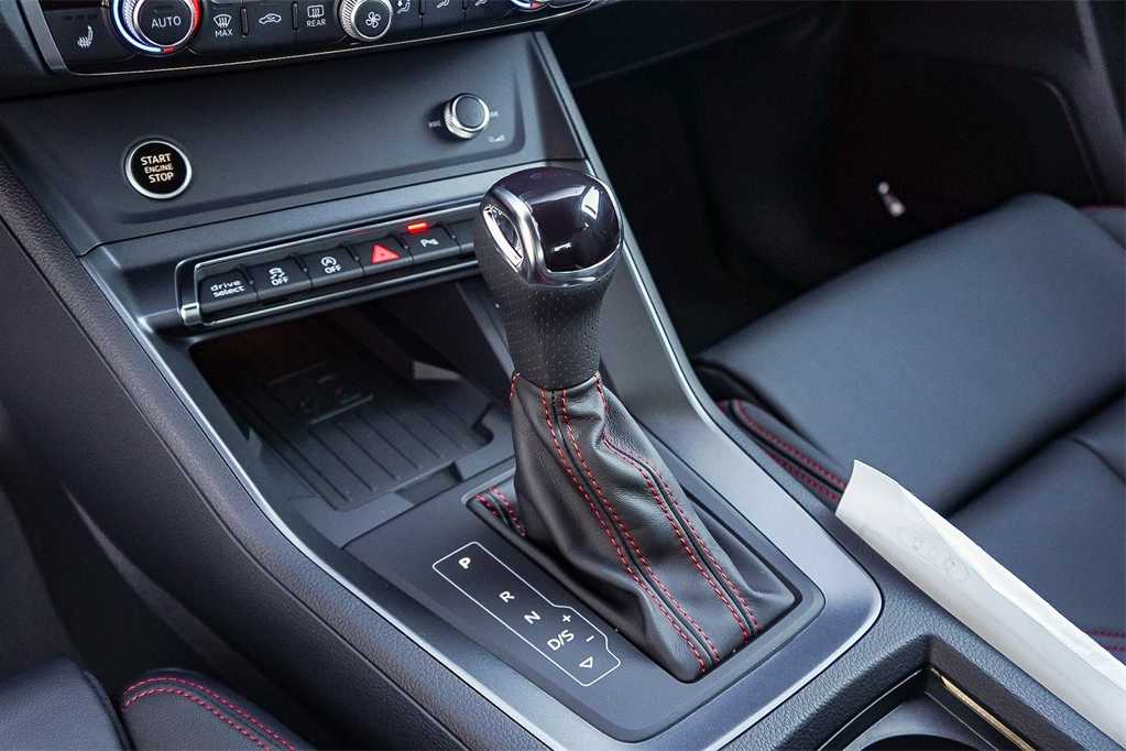 Thumbnail: 2025 Audi Q3 - 22