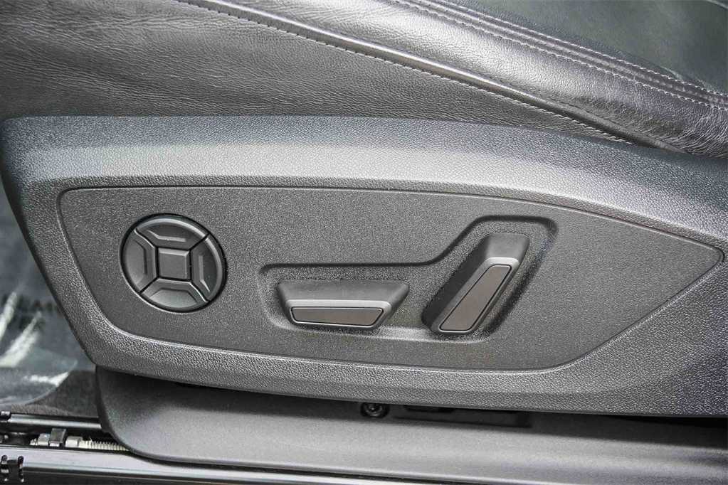 Thumbnail: 2021 Audi Q3 - 20