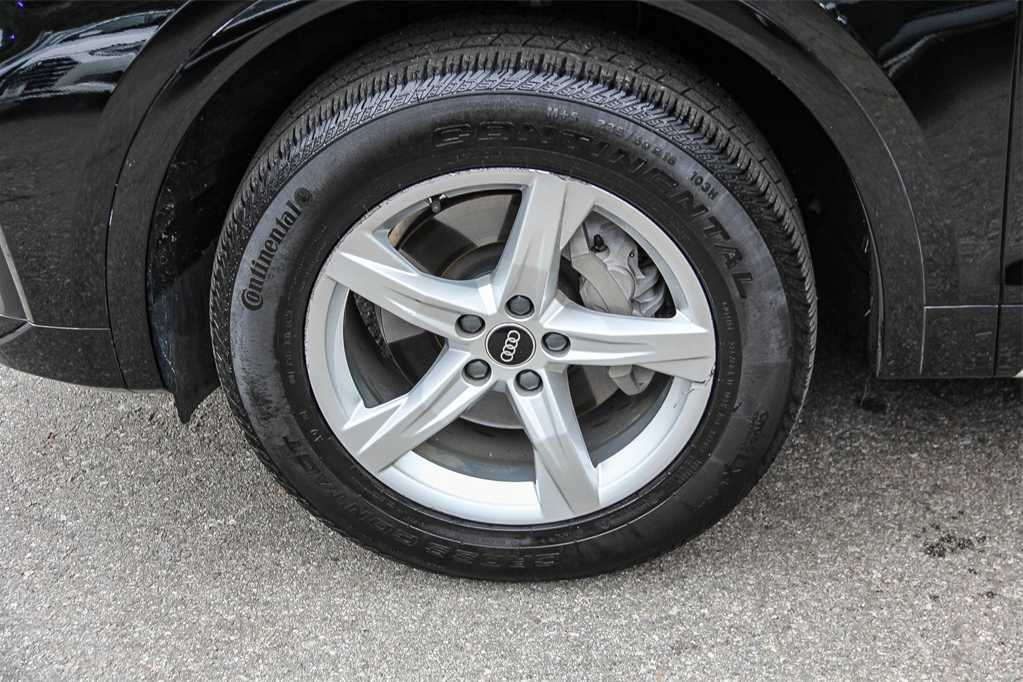 Thumbnail: 2023 Audi Q5 - 9