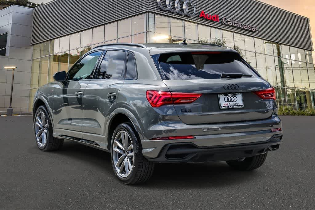 Thumbnail: 2025 Audi Q3 - 2