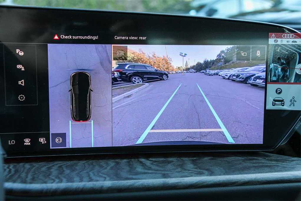 Thumbnail: 2025 Audi Q5 - 23