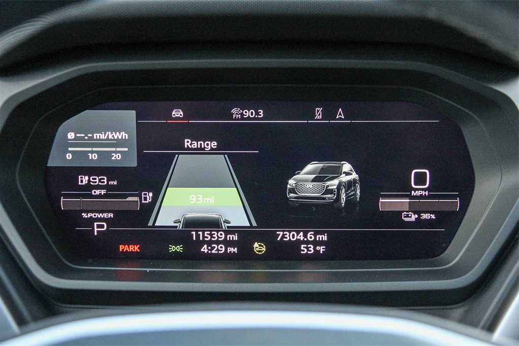 Thumbnail: 2024 Audi Q4 e-tron - 24