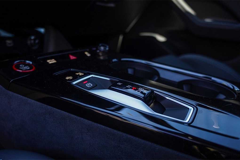 Thumbnail: 2025 Audi SQ6 e-tron - 24