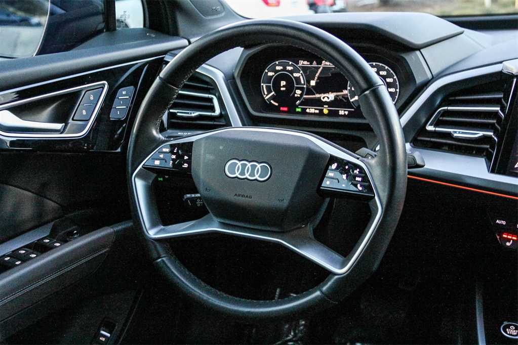 Thumbnail: 2023 Audi Q4 e-tron - 16